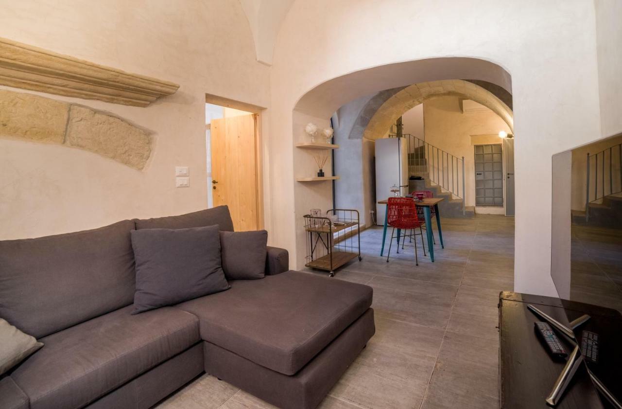 Suite Ventisette Lecce Exterior photo